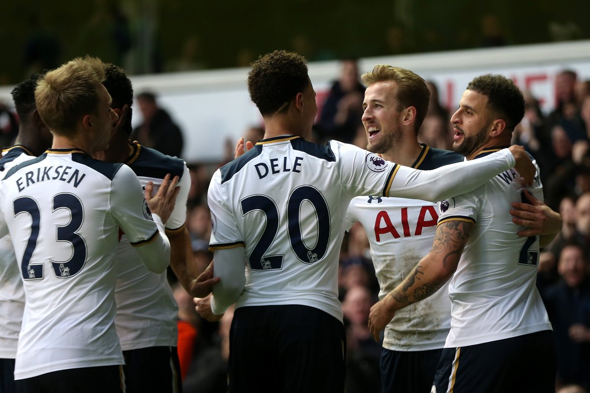 英超：利物浦客场3-2险胜诺维奇（英超：利物浦客场3比2险过诺维奇）