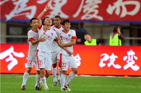 阿什利·科尔打造他心目中最完美的英超后卫（阿什利·科尔定义他心中的英超理想后卫）