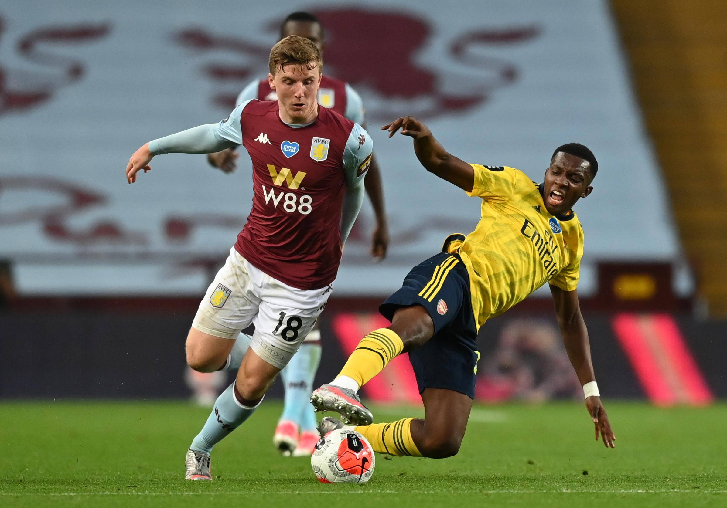 亚冠精英联赛积分榜：中超3队5轮过后齐聚倒三，海港1分垫底（亚冠精英联赛第五轮后积分榜：中超三队包揽后三位，海港仅1分垫底）