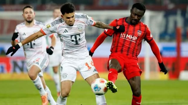 图赫尔：会找阿诺德聊聊，不过夸安萨目前竞争右后卫稍微领先（图赫尔：将与阿诺德沟通，夸安萨在右后卫竞争中略占上风）