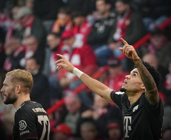 有前锋了，意媒：埃文-弗格森已参加罗马合练，周末可能复出（罗马锋线迎利好：意媒称埃文-弗格森已随队合练，周末有望复出）