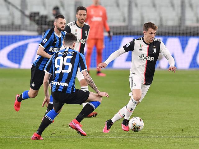 记者：纽卡和桑德兰有意贡多齐，拉齐奥估价2500-3000万欧（记者：纽卡、桑德兰有意引进贡多齐，拉齐奥标价2500万-3000万欧元）