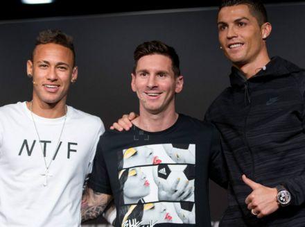 梅西：我被瓜迪奥拉安排过踢陌生位置！但我不断学习、变得更强！（梅西坦言：曾被瓜迪奥拉安排踢陌生位置，持续学习令我更强大）