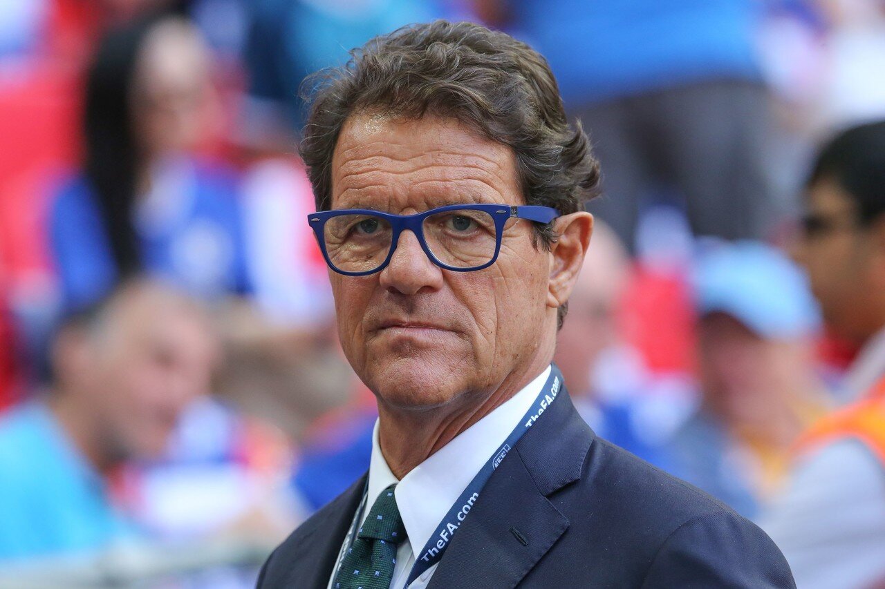 梅西将领取美职联MVP奖杯，梅西杯U16国际赛同步揭幕（梅西捧起美职联MVP，梅西杯U16国际赛同日启幕）