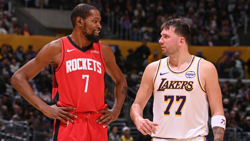 东契奇半场贡献18分，浓眉6分3篮板3助攻（半场战罢，东契奇18分，浓眉6分3篮板3助攻）